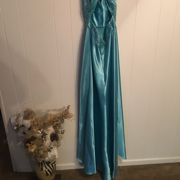 Prom dress size 5 - Picture 5 of 8